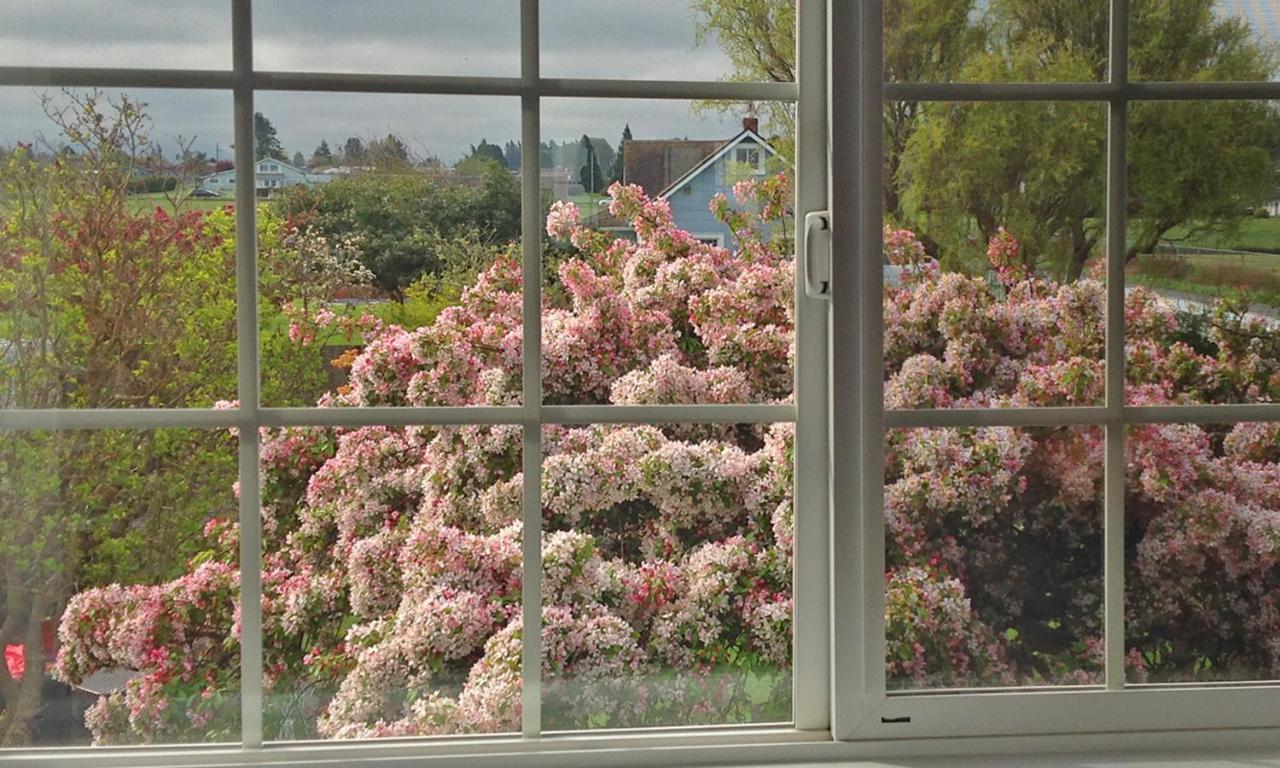 Dungeness Barn House Bed And Breakfast At Two Crows Farm Sequim Dış mekan fotoğraf
